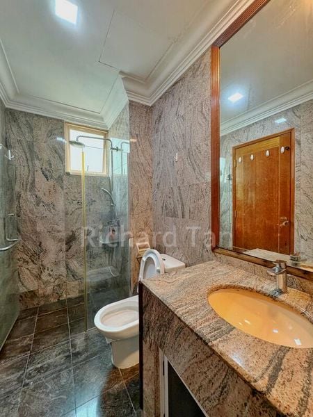 LE HILL CONDOMINIUM 5