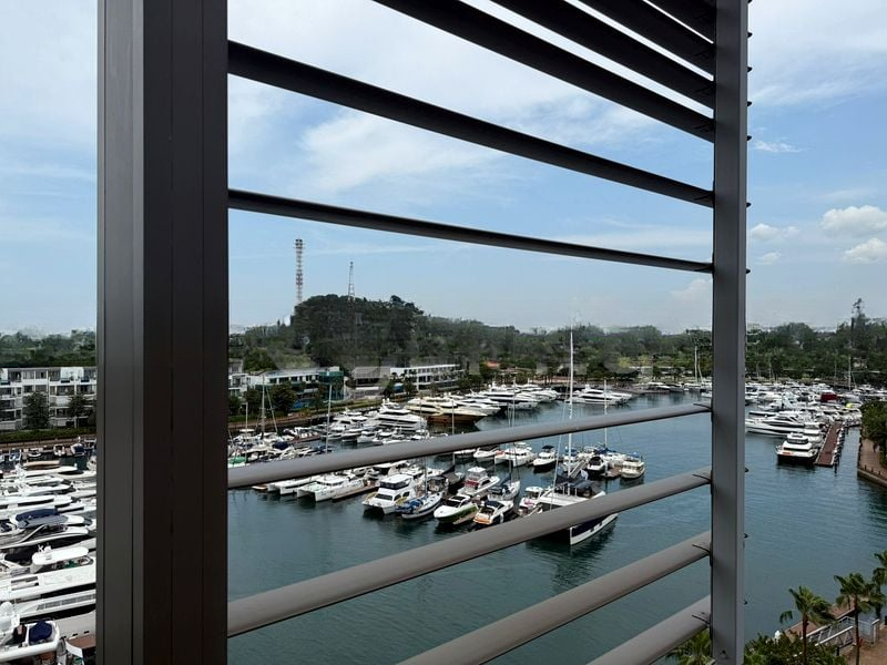THE OCEANFRONT @ SENTOSA COVE 13
