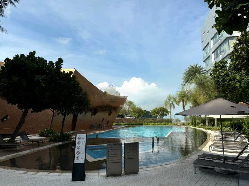 REFLECTIONS AT KEPPEL BAY 8