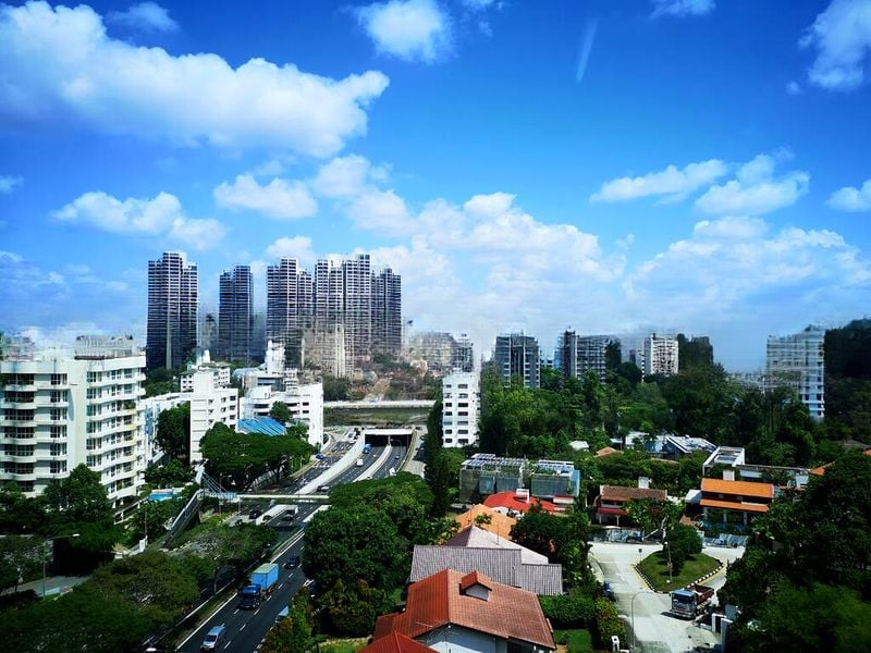 HOLLAND TOWER 1