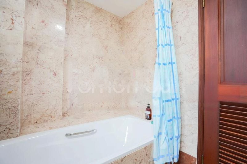COASTAL BREEZE RESIDENCES 12