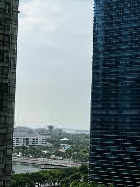 MARINA BAY SUITES 4