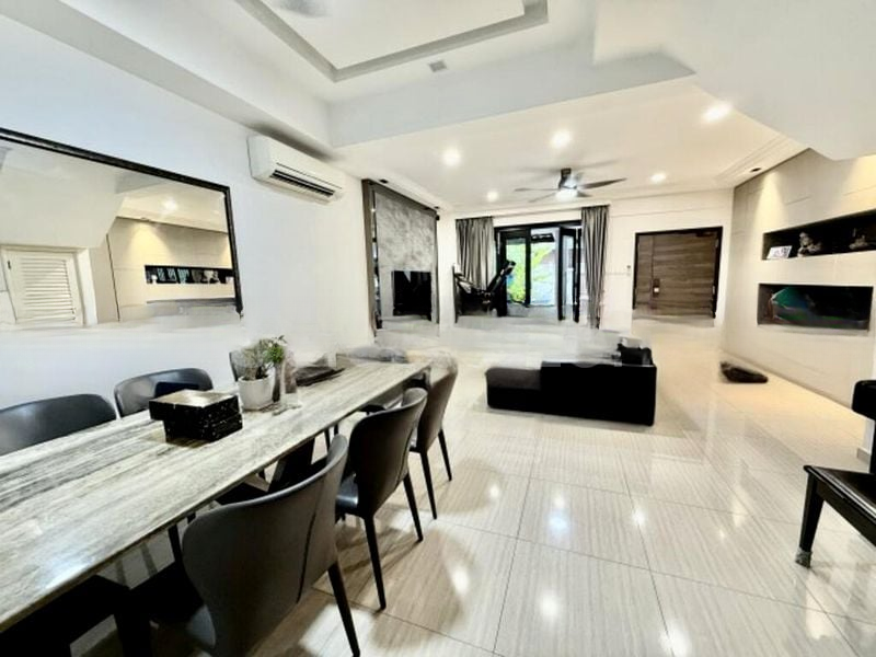 ARDISIA GARDENS 10