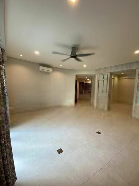 GOLD COAST CONDOMINIUM 9