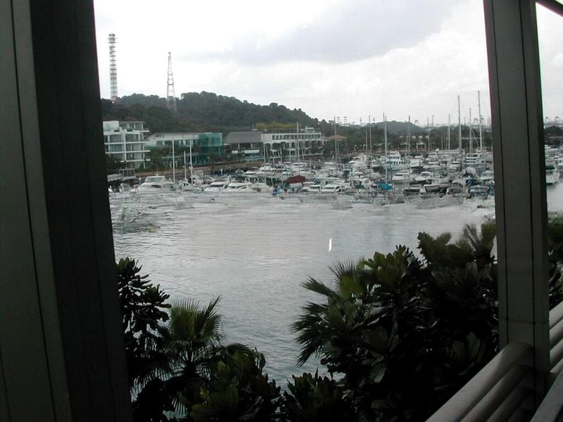 THE OCEANFRONT @ SENTOSA COVE 5