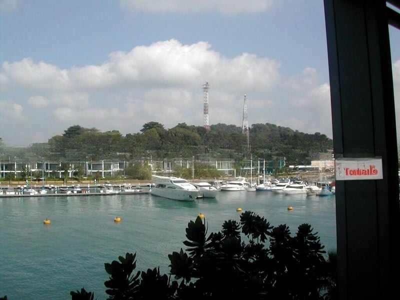 THE OCEANFRONT @ SENTOSA COVE 6
