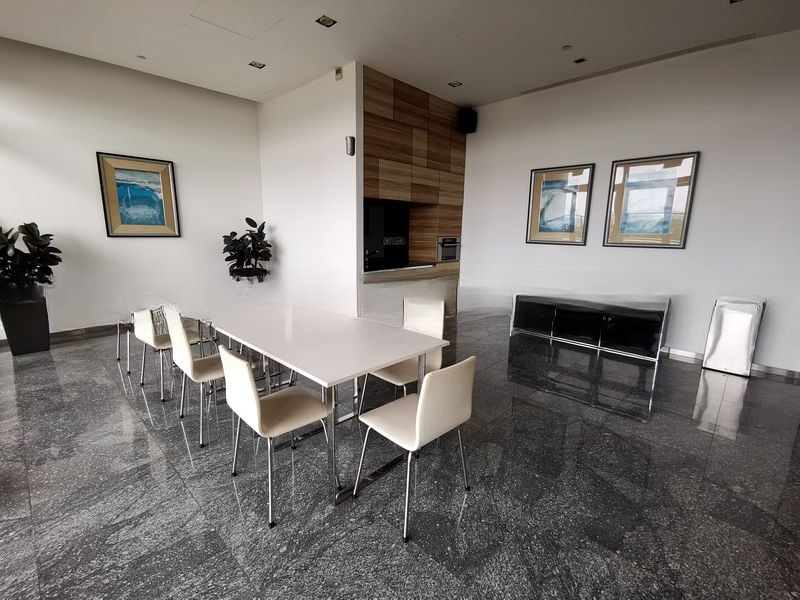 MARINA BAY RESIDENCES 10