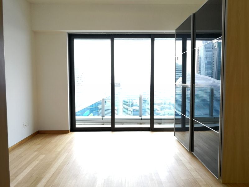 MARINA BAY RESIDENCES 4