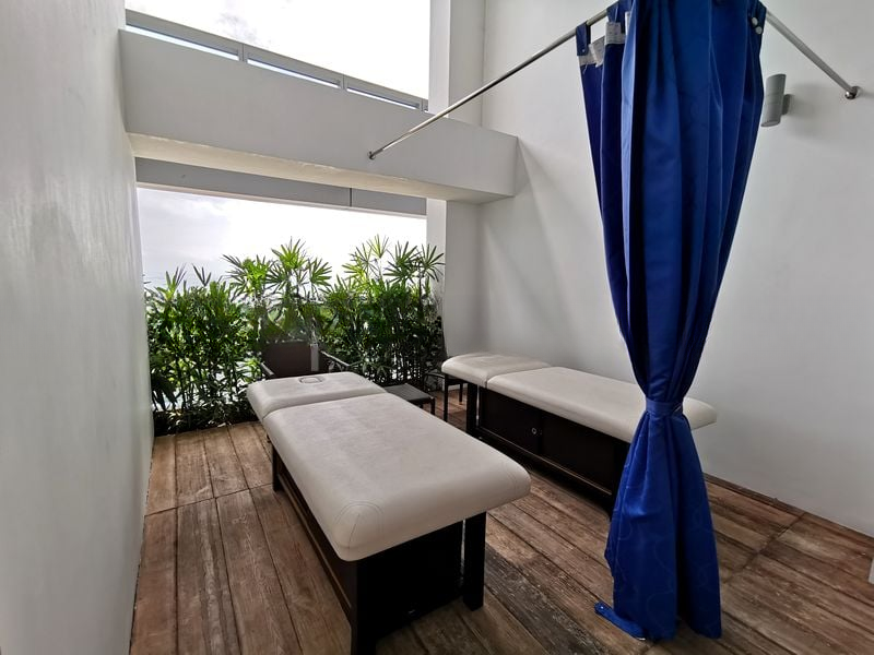 MARINA BAY RESIDENCES 11