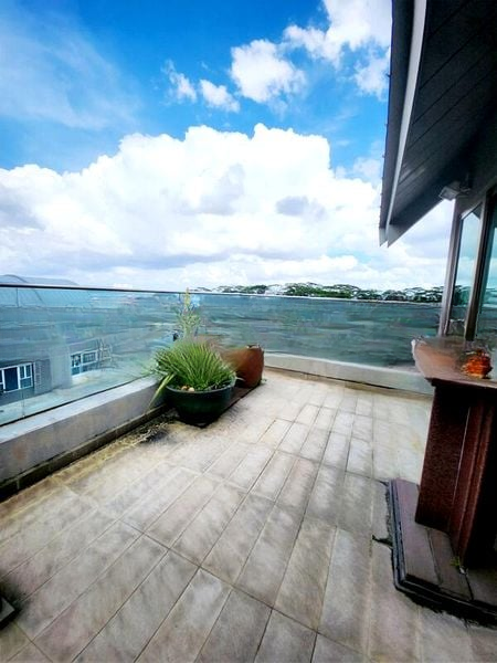 THE SHORELINE RESIDENCES II 2
