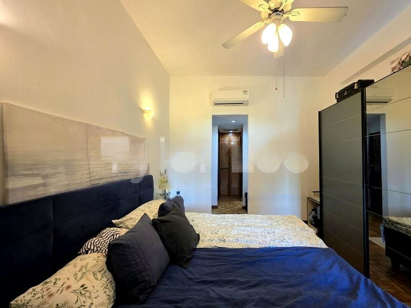 LANDRIDGE CONDOMINIUM 12