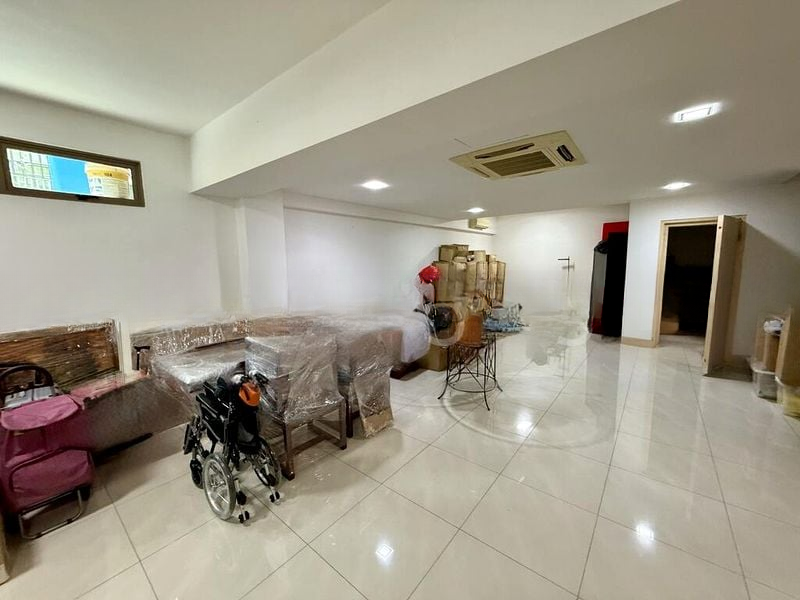 THE SHORELINE RESIDENCES II 9