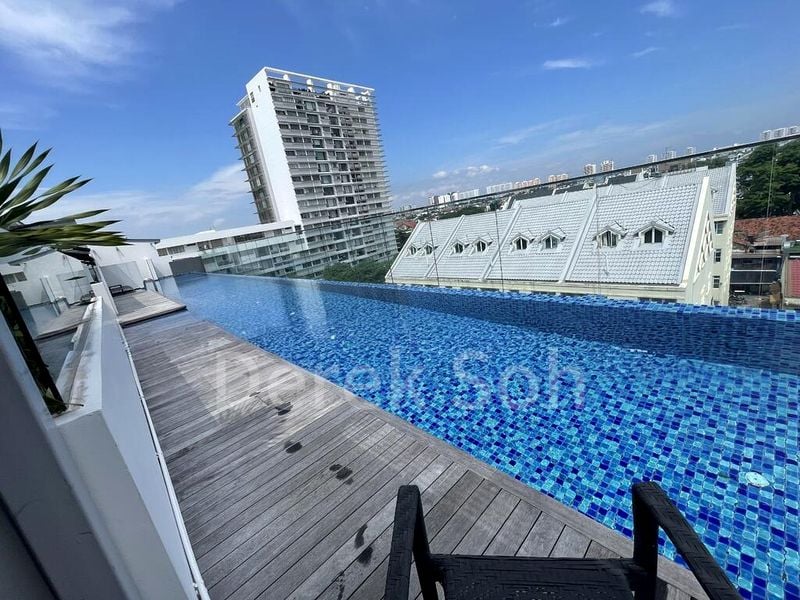 KEMBANGAN SUITES 3