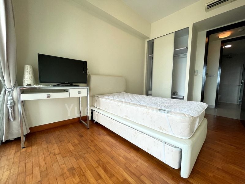 THE ROCHESTER RESIDENCES 13