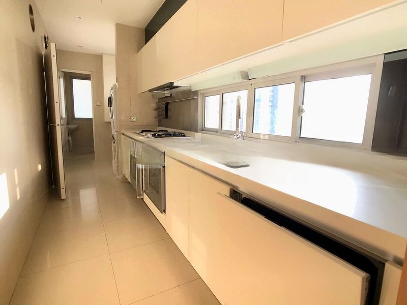 THE ORCHARD RESIDENCES 7