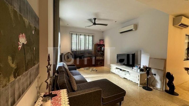 THE LOFT 7
