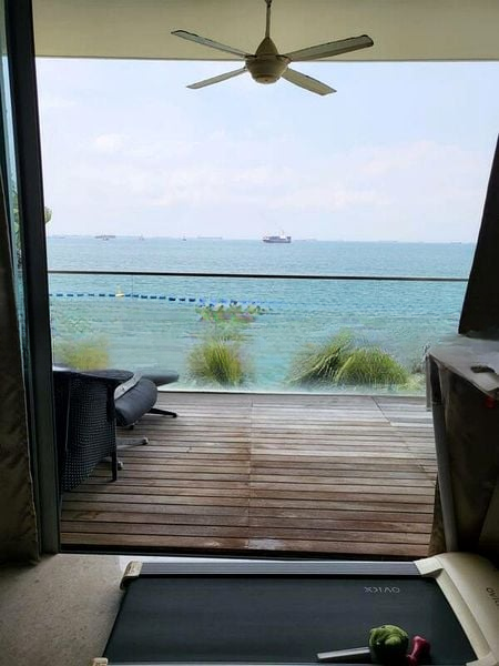 THE AZURE 7