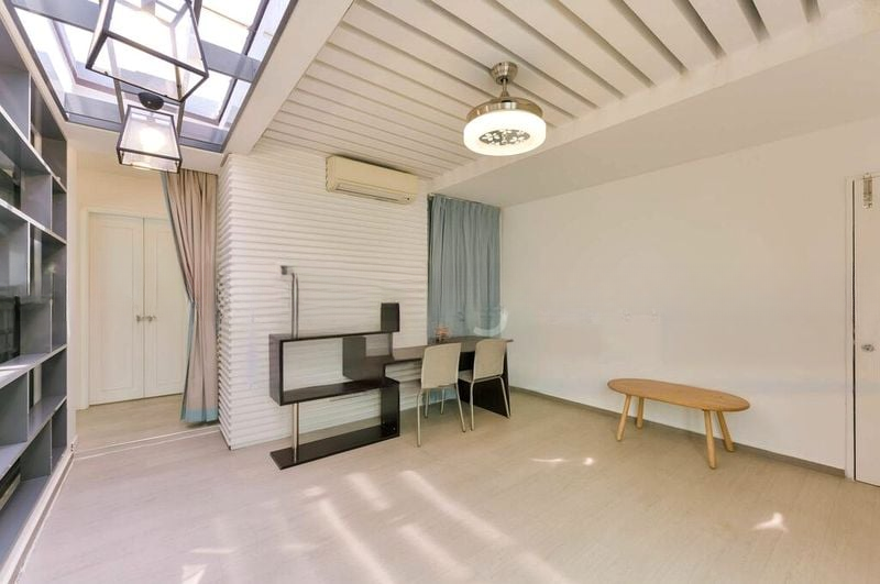 THE LAKEFRONT RESIDENCES 9