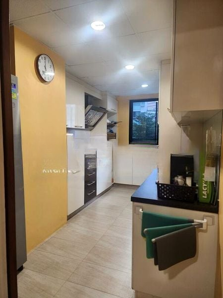 CENTRAL GREEN CONDOMINIUM 9