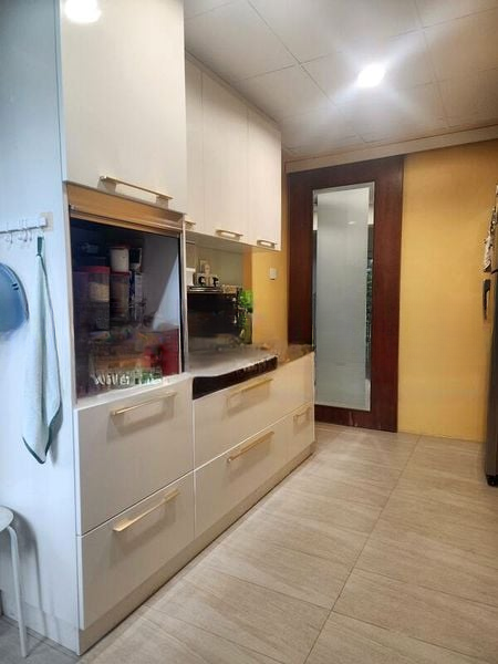 CENTRAL GREEN CONDOMINIUM 7