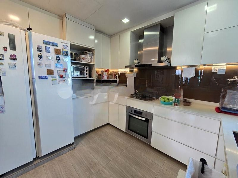 VARSITY PARK CONDOMINIUM 9