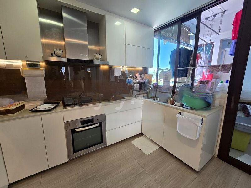 VARSITY PARK CONDOMINIUM 10