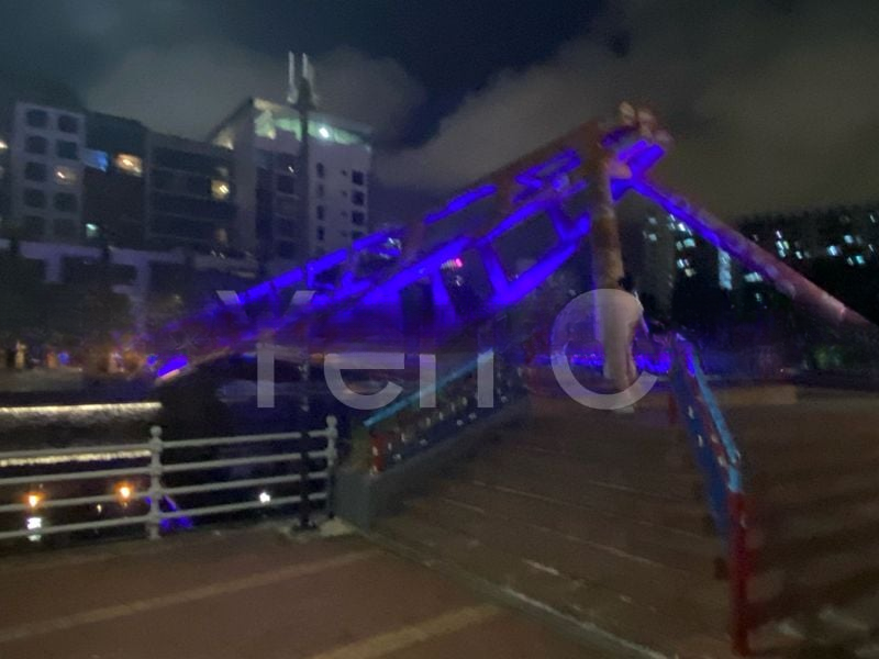 WATERMARK ROBERTSON QUAY 15