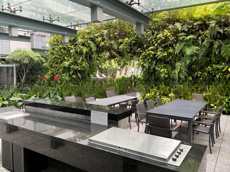 MARINA BAY SUITES 12