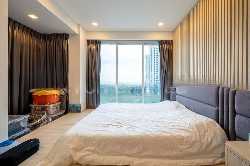 THE LINE @ TANJONG RHU 11