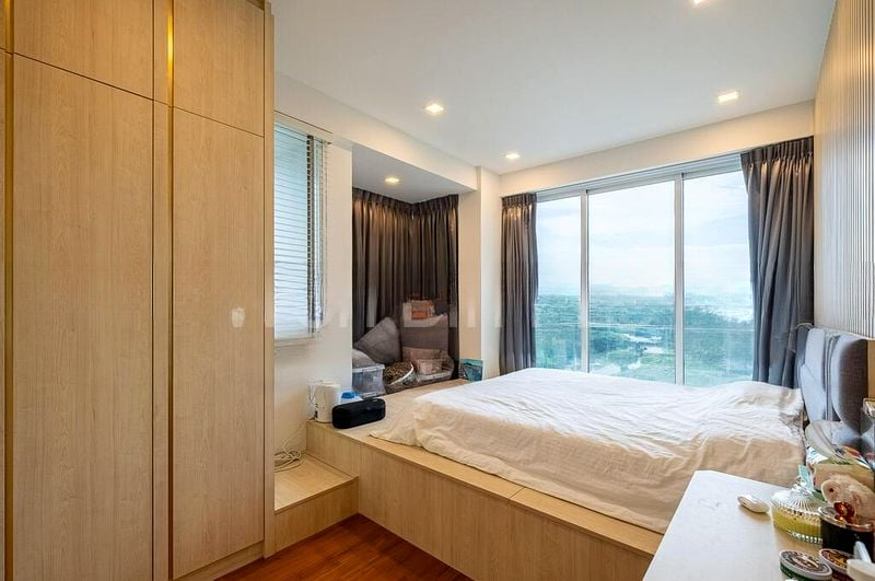 THE LINE @ TANJONG RHU 12