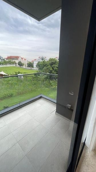 FOURTH AVENUE RESIDENCES 7