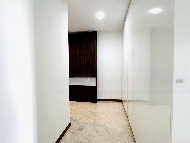 FOURTH AVENUE RESIDENCES 5