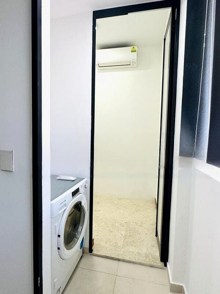 FOURTH AVENUE RESIDENCES 7