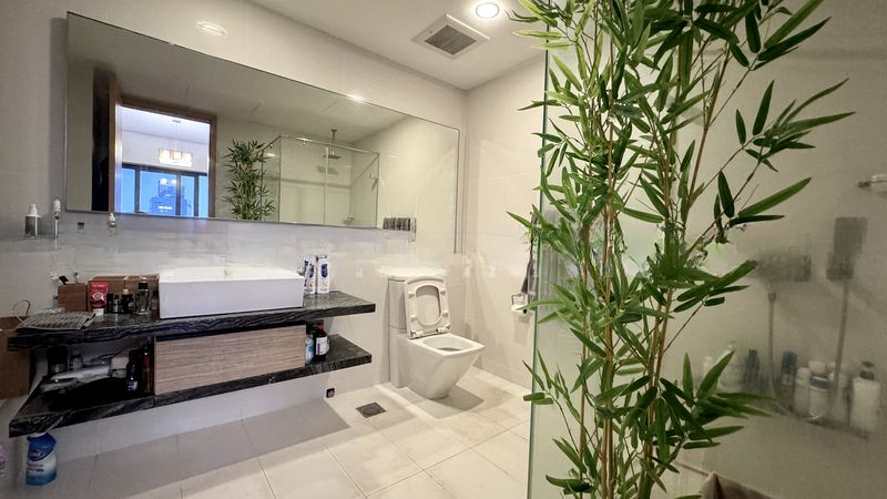 MARINA BAY RESIDENCES 7