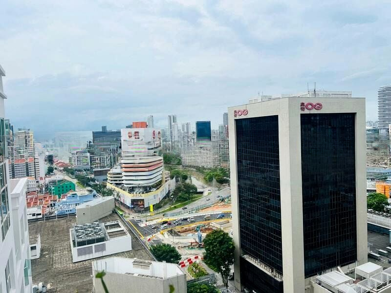 BURLINGTON SQUARE 14