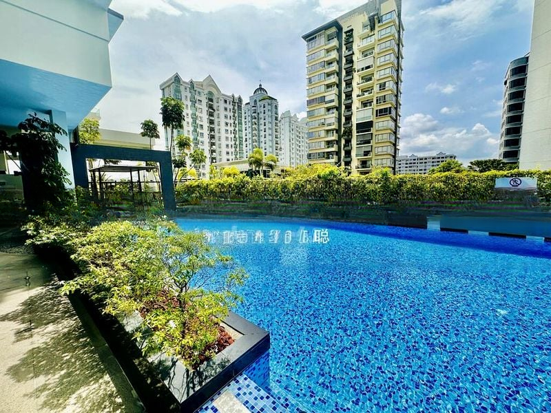 THE LINE @ TANJONG RHU 12