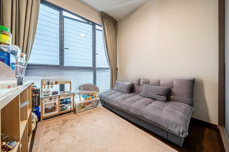 THE CLEMENT CANOPY 6