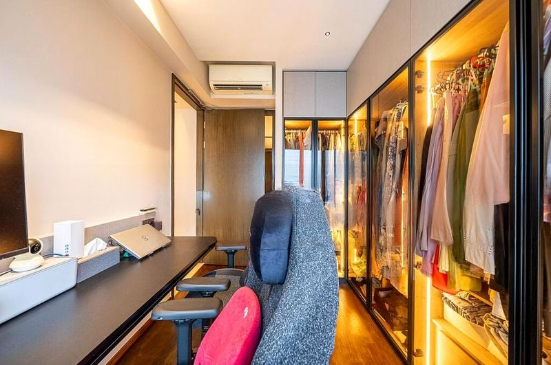 THE CLEMENT CANOPY 3