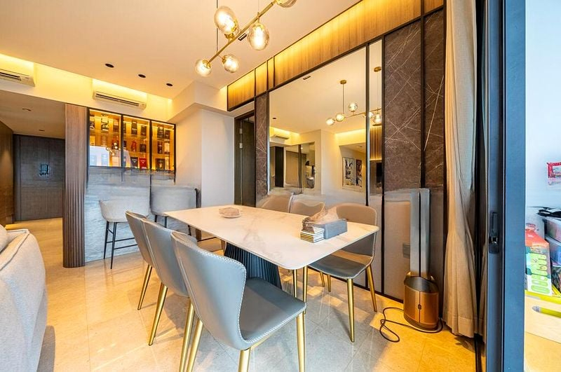 THE CLEMENT CANOPY 15