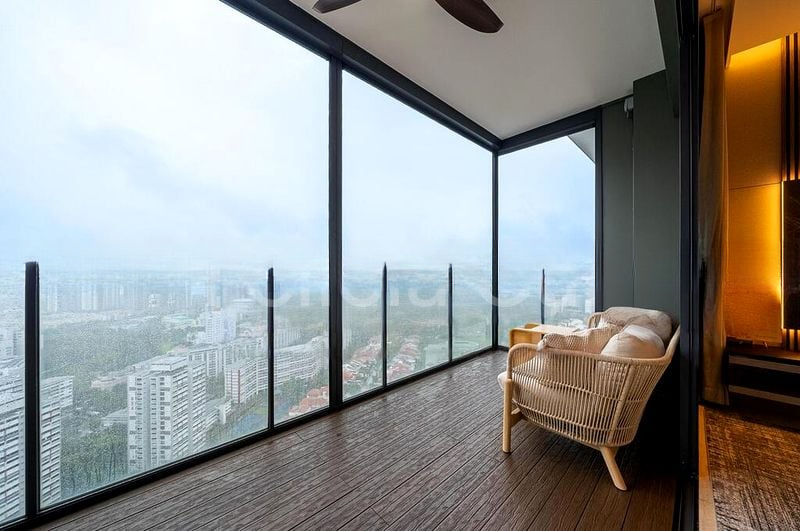 THE CLEMENT CANOPY 11