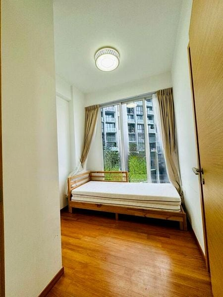 THE LINE @ TANJONG RHU 12