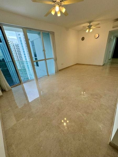 THE LINE @ TANJONG RHU 15