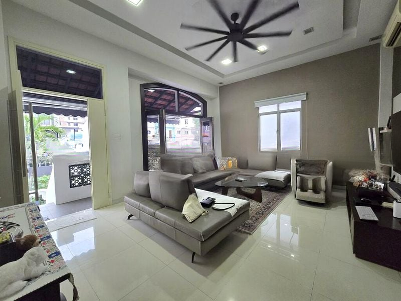 EDELWEISS PARK CONDOMINIUM 15