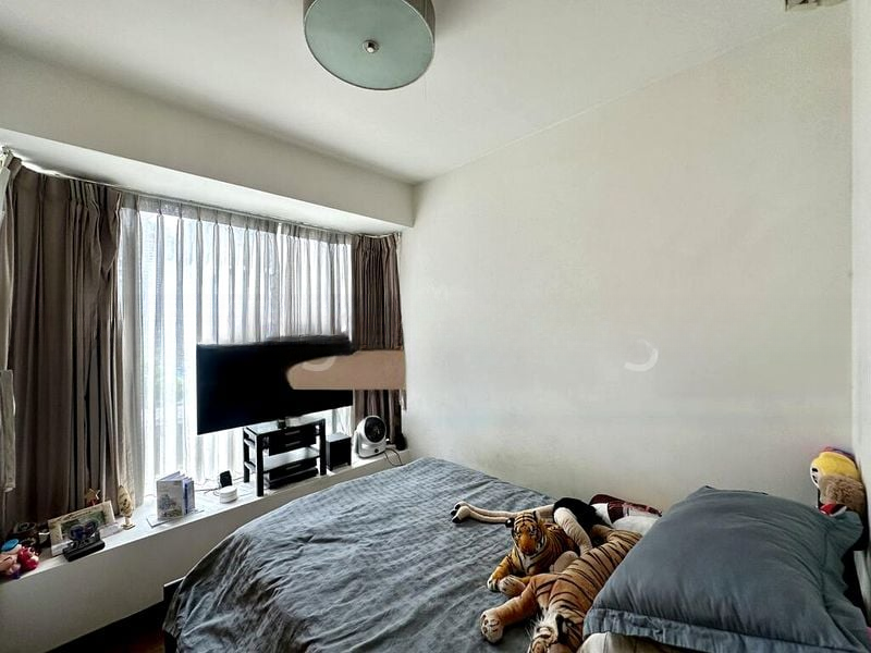 WATERMARK ROBERTSON QUAY 11