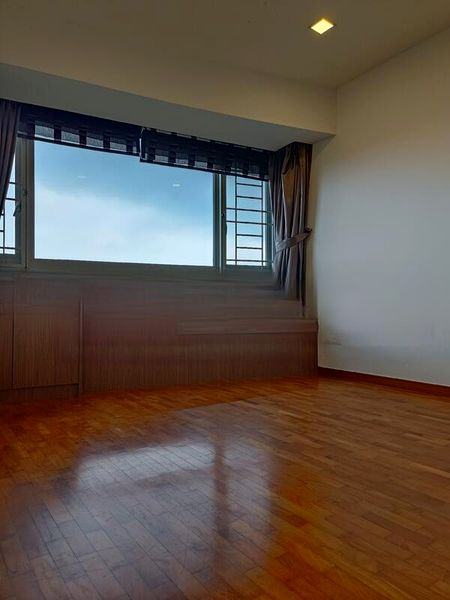 CLOVER BY THE PARK 4