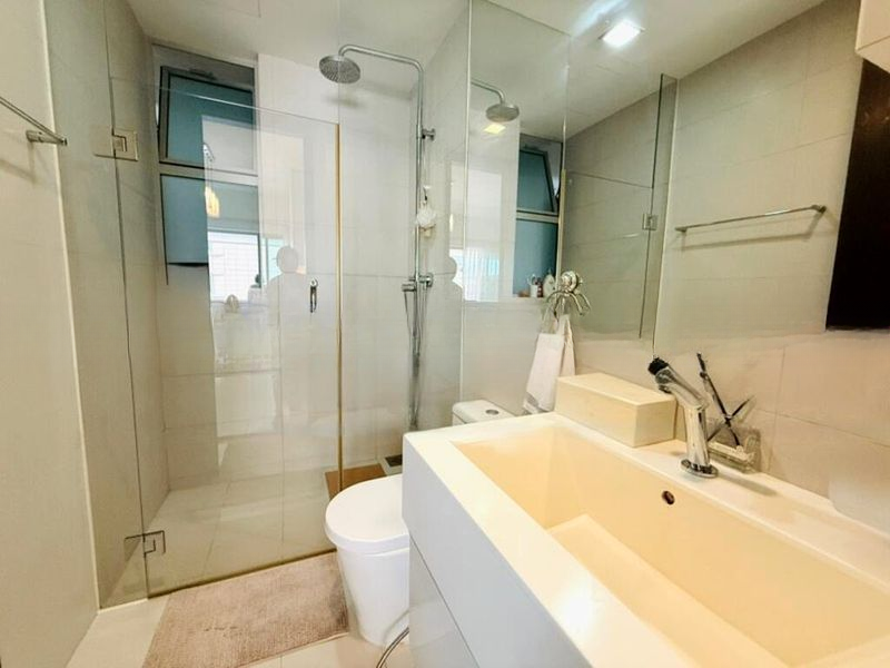 THE ROCHESTER RESIDENCES 10