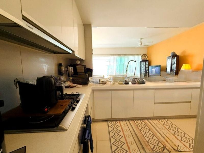 THE ROCHESTER RESIDENCES 11