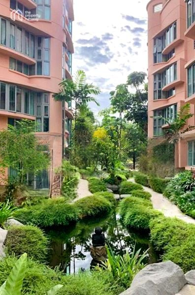 ADAM PARK CONDOMINIUM 5