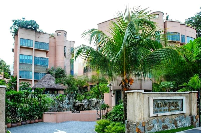 ADAM PARK CONDOMINIUM 4