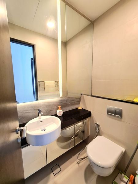 KALLANG RIVERSIDE 15